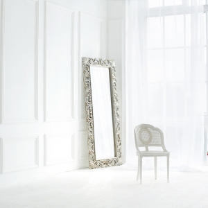 Белая комната