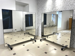 Основной зал