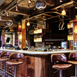 Фонтан и Бары