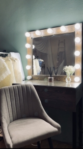 Гримерное место