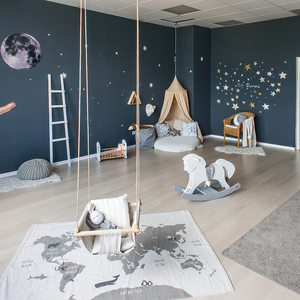 Kids room (тёмный зал)