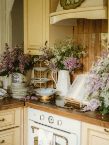 Розовый дом