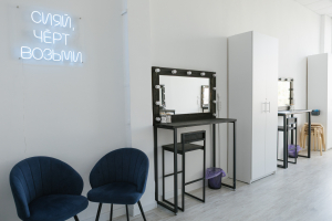 Гримерный стол 2