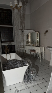 All in Ванеева (черный и белый залы)