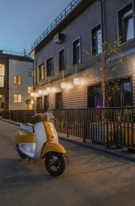 СВИДАНИЕ НА КРЫШЕ