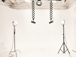 Большой зал с циклорамой