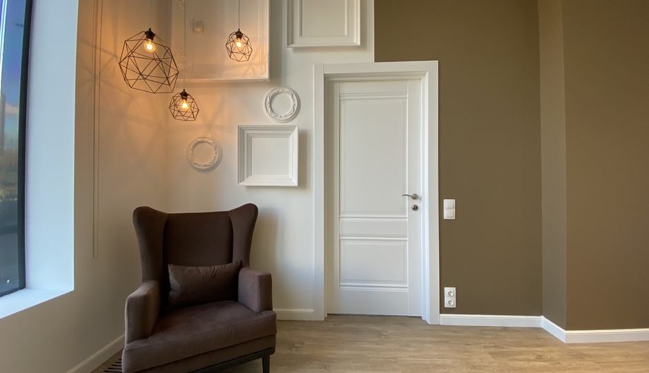 Большой зал (Famous)