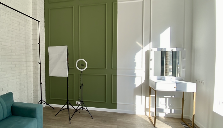 Большой зал (Famous)