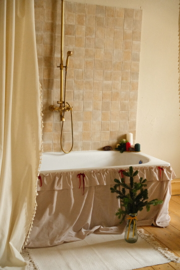 Зал 2 (Bath) c новогодним декором
