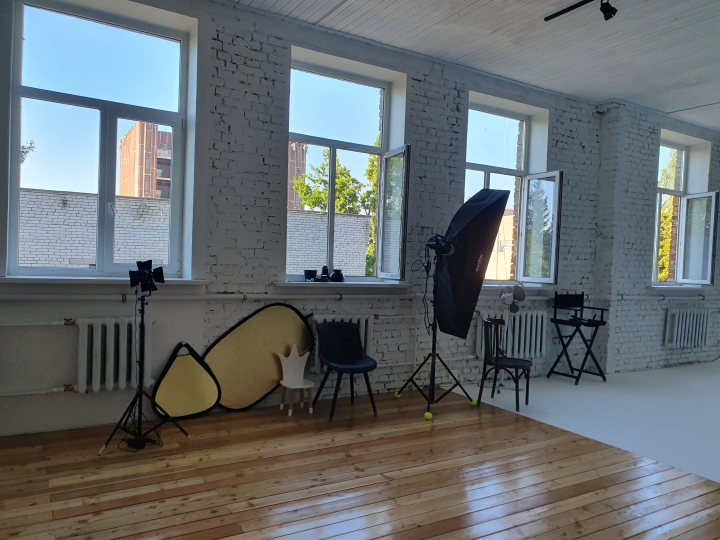 Один зал - несколько локаций