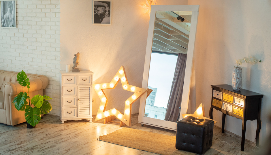 Светлый зал 