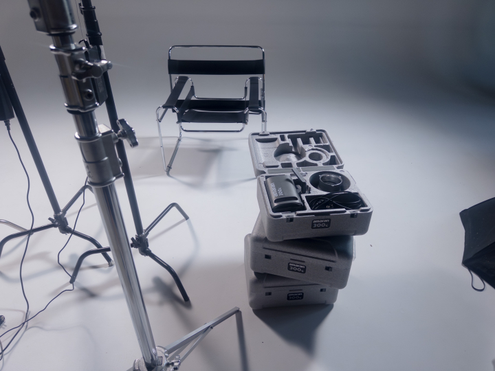 White с циклорамой