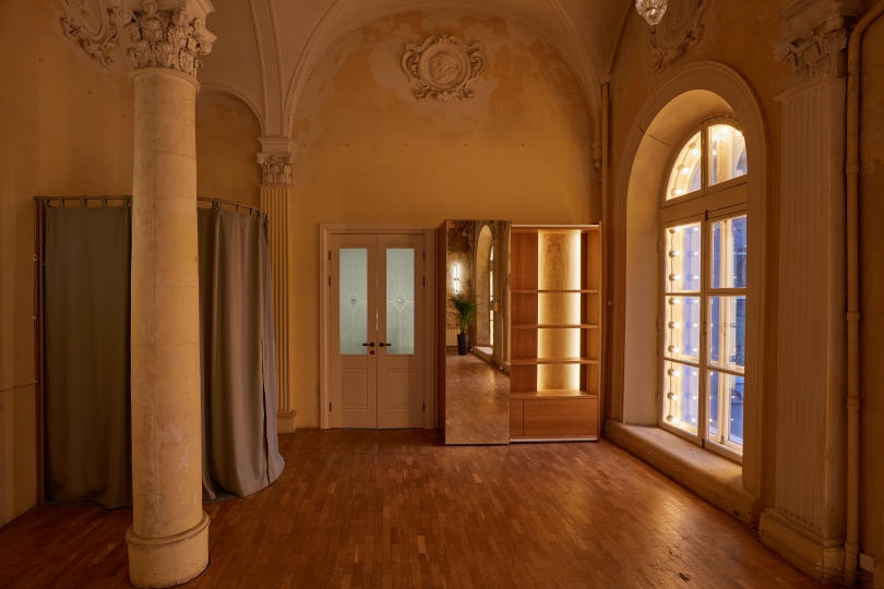 Каминный зал