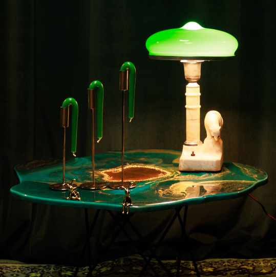 Студия для записи подкастов с видом на Москву