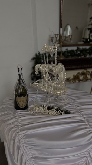 All in Ванеева (черный и белый залы)