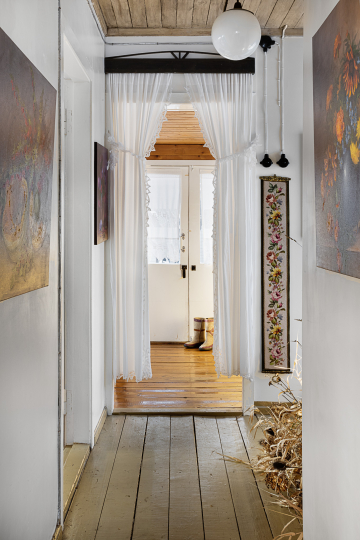 Розовый дом