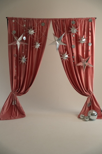 Зал 2 (Bath) c новогодним декором