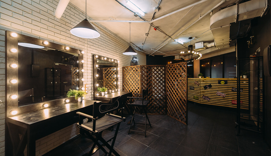 Светлый зал 