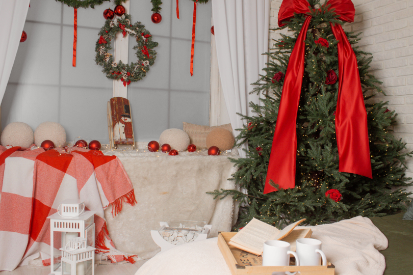 Студия целиком