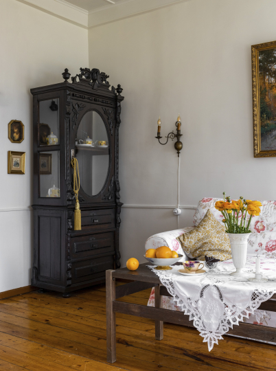 Розовый дом