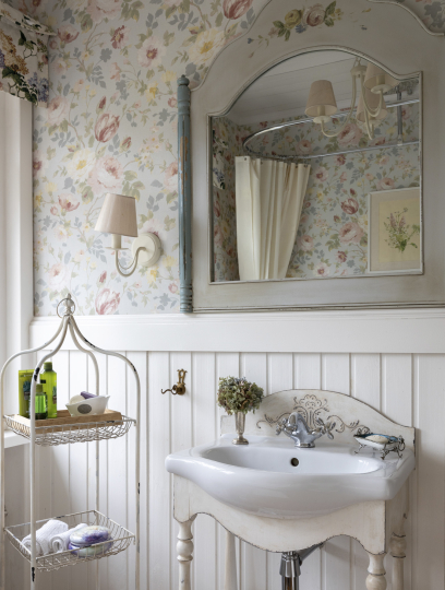 Розовый дом