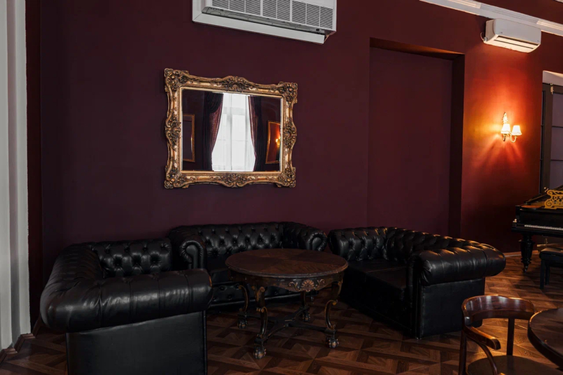 Зал Каминный