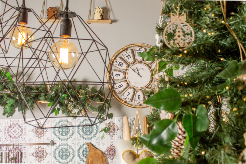 Студия целиком