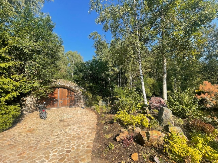 Уникальная усадьба 3га с ботаническим садом