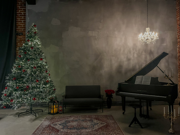 EnjoyMe-studio (рояль, бильярд, ванна,)