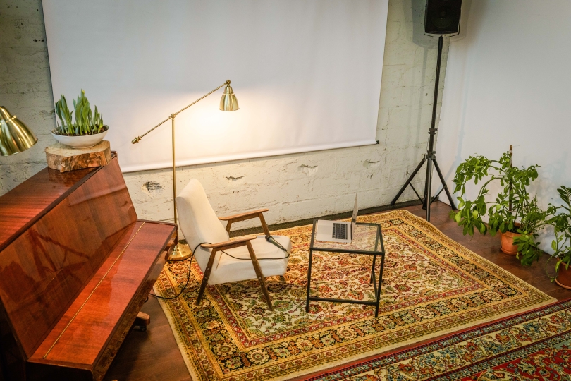 Гостиная для друзей с террасой