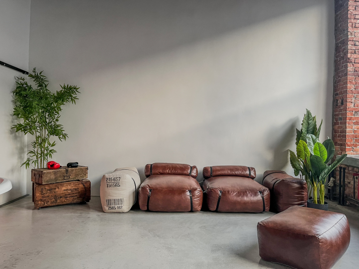 EnjoyMe-studio (рояль, бильярд, ванна,)