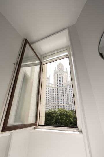 Красный угол