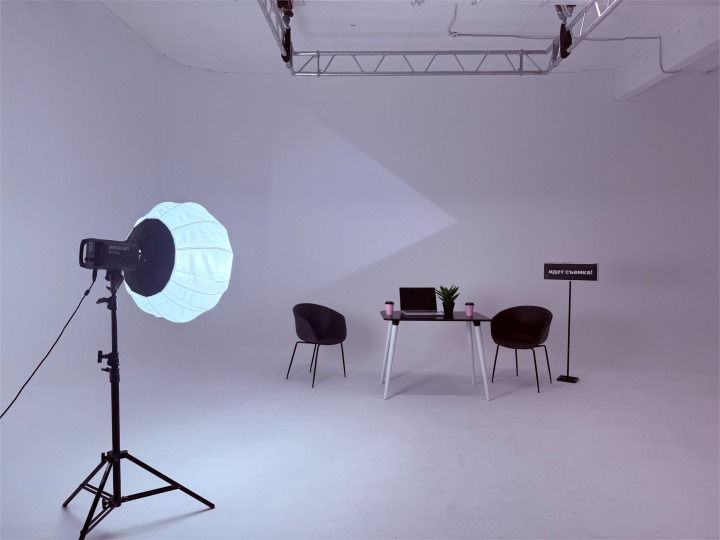 Съемочный павильон CRISP