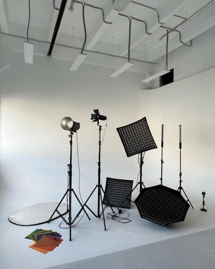 13 POINT (м.Аэропорт)