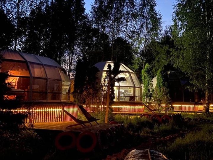 Four Seasons Glamping