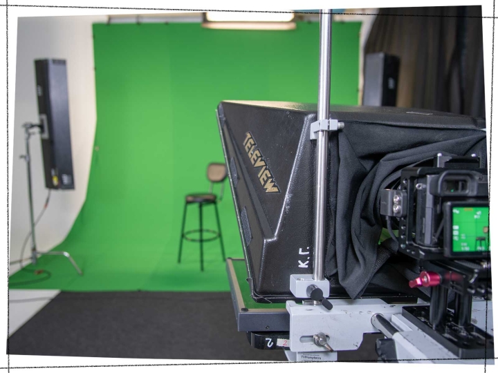 БЕЛАЯ СТУДИЯ