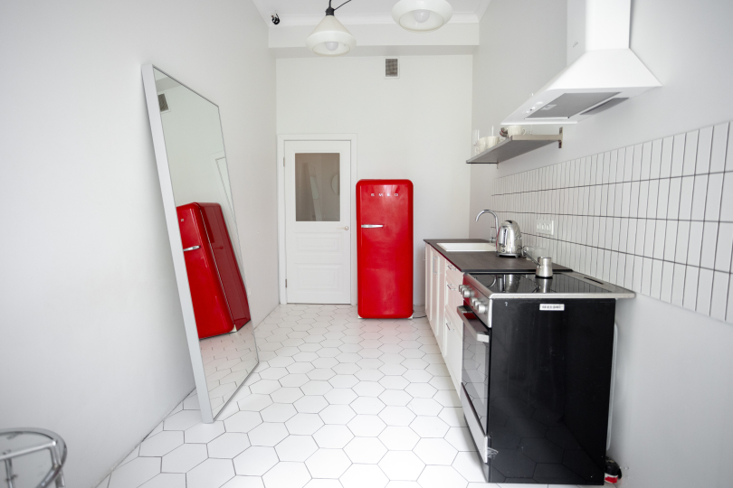 Красный угол