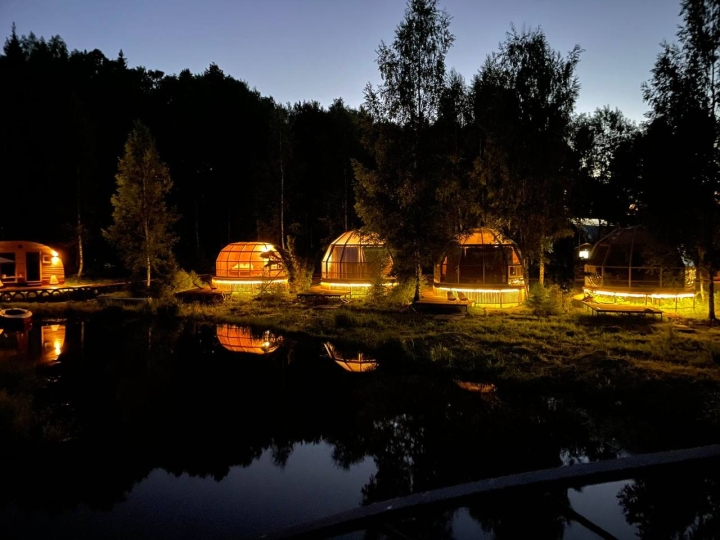 Four Seasons Glamping