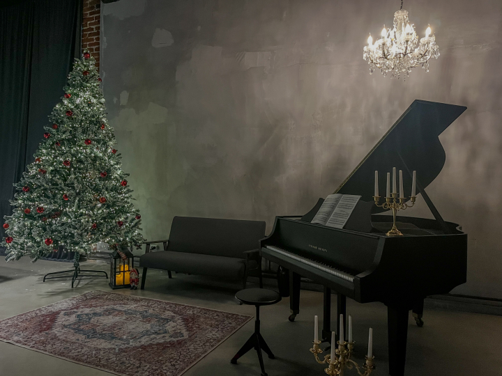 EnjoyMe-studio (рояль, бильярд, ванна,)