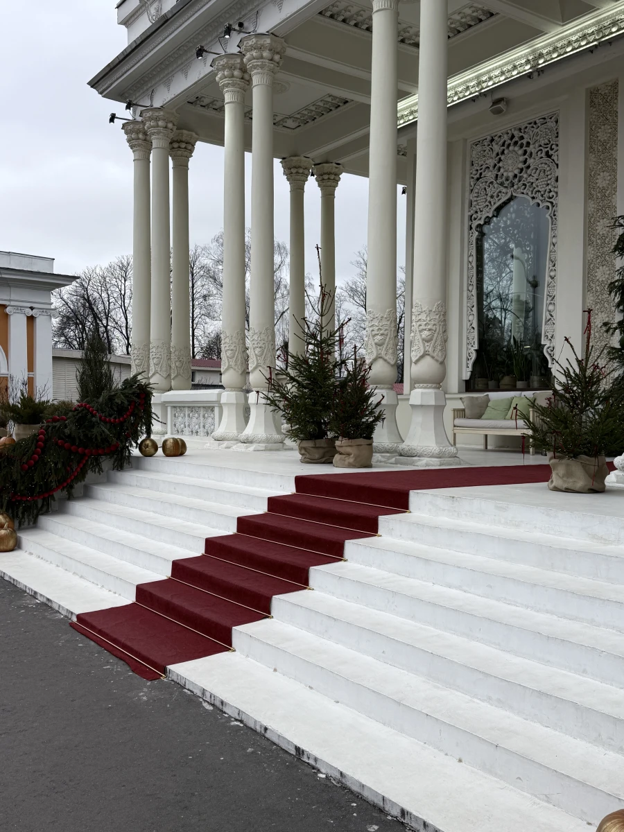 Кафе «Домик в саду»