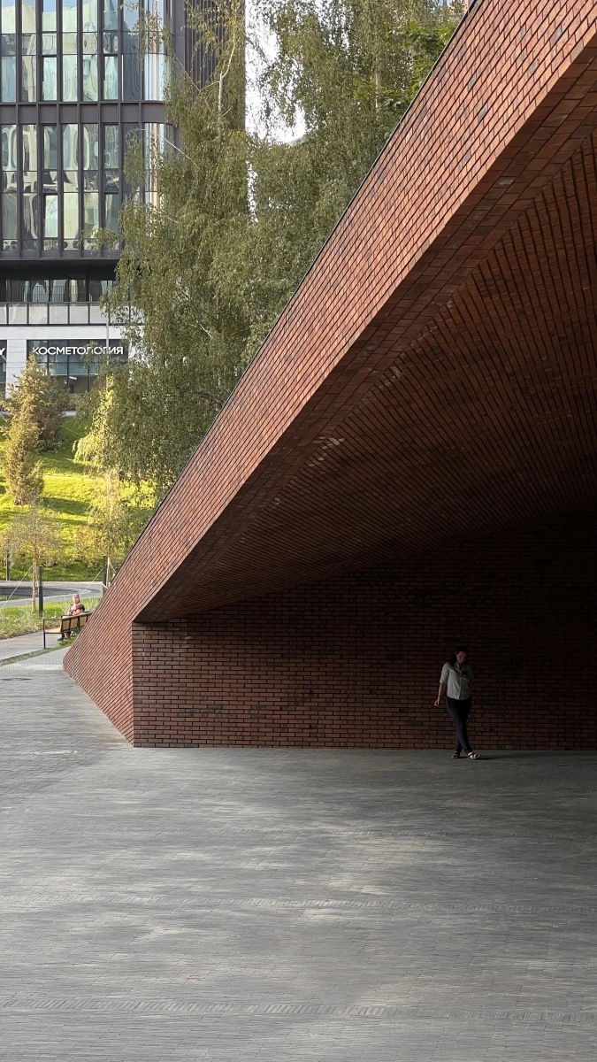 Большая лестница ЖК Садовые кварталы