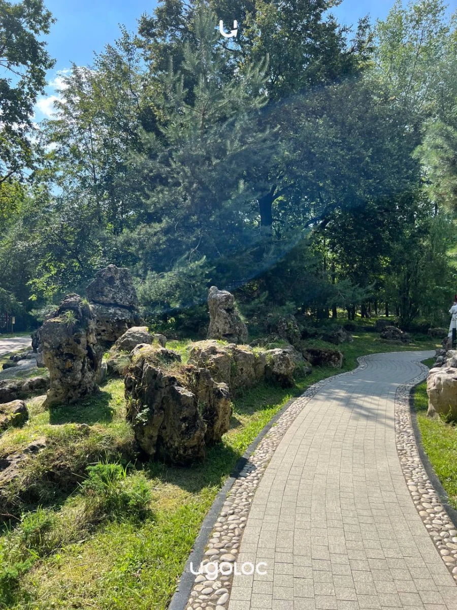 Парк Хуамин