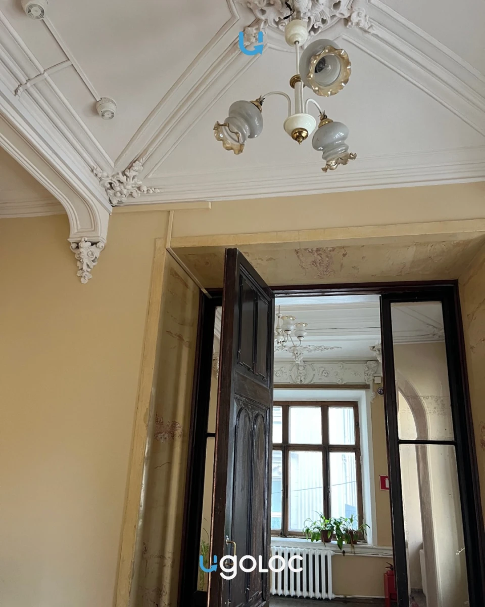 Одна из самых красивых лестниц Москвы