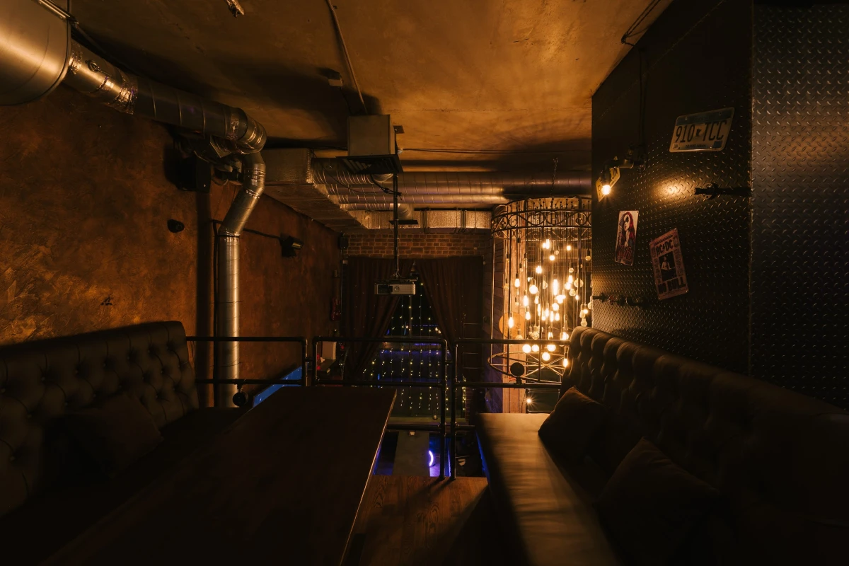 Двухуровневый бар лофт в стиле Стимпанк!