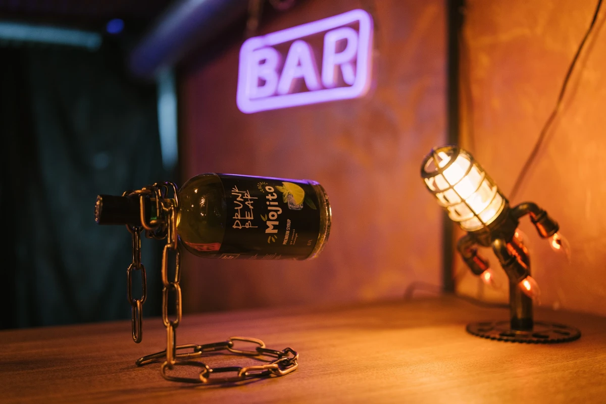 Двухуровневый бар лофт в стиле Стимпанк!