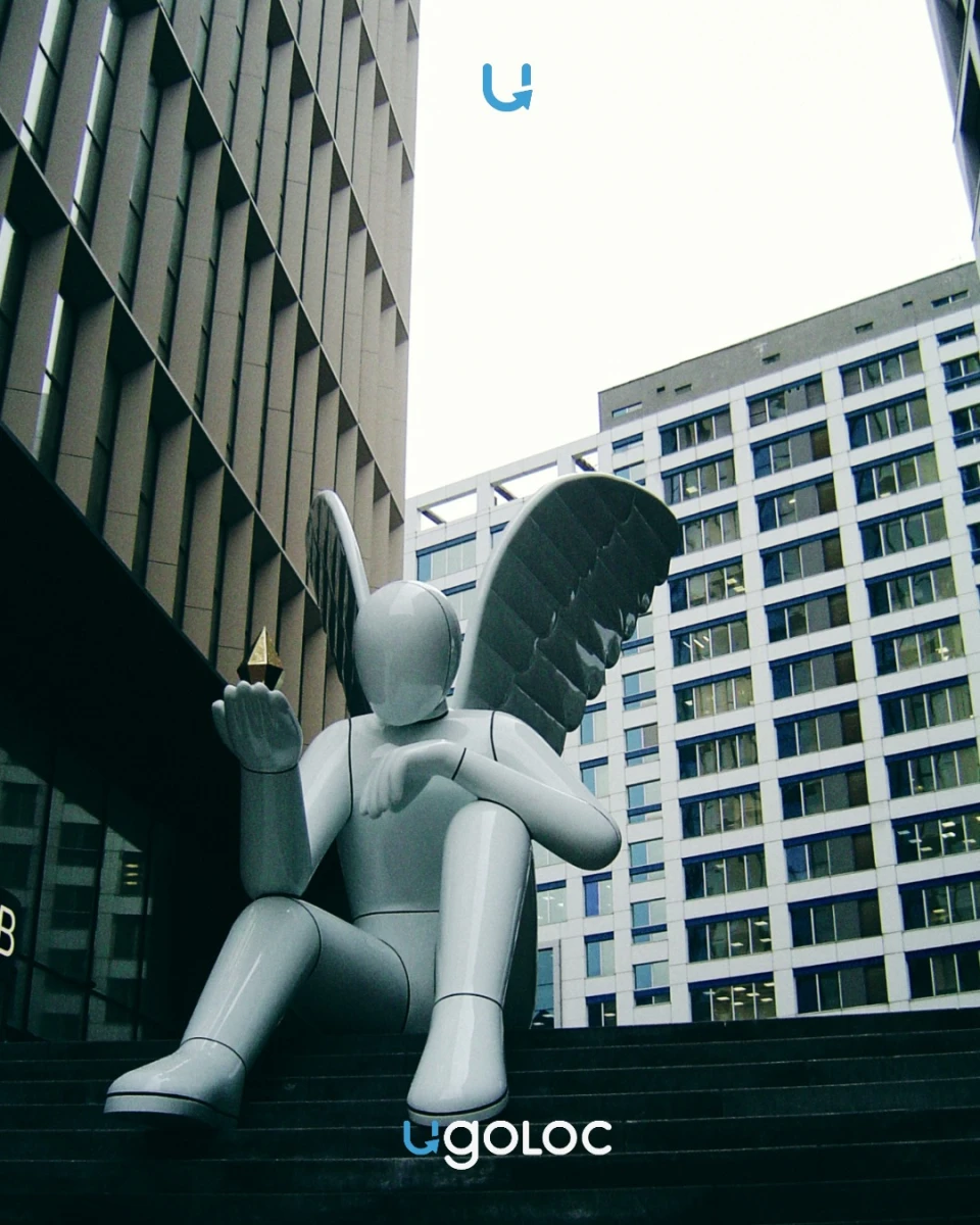 Скульптура с ангелом на Белорусской