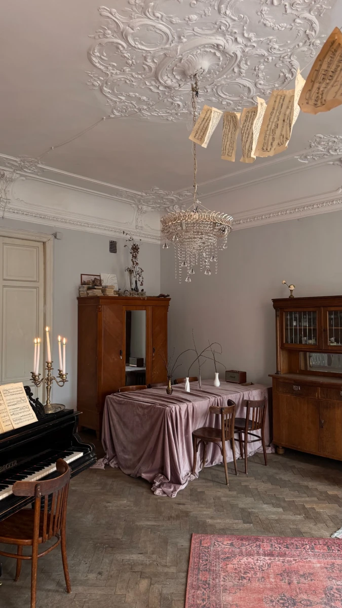 Большая комната на Петроградской