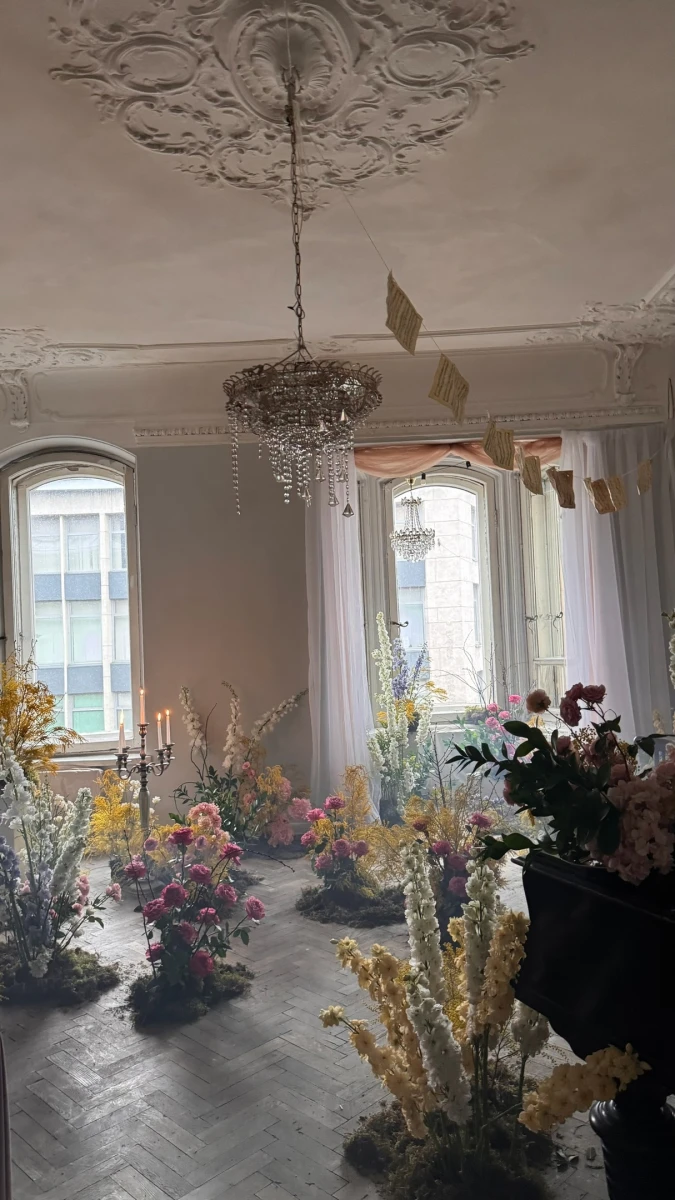 Большая комната на Петроградской