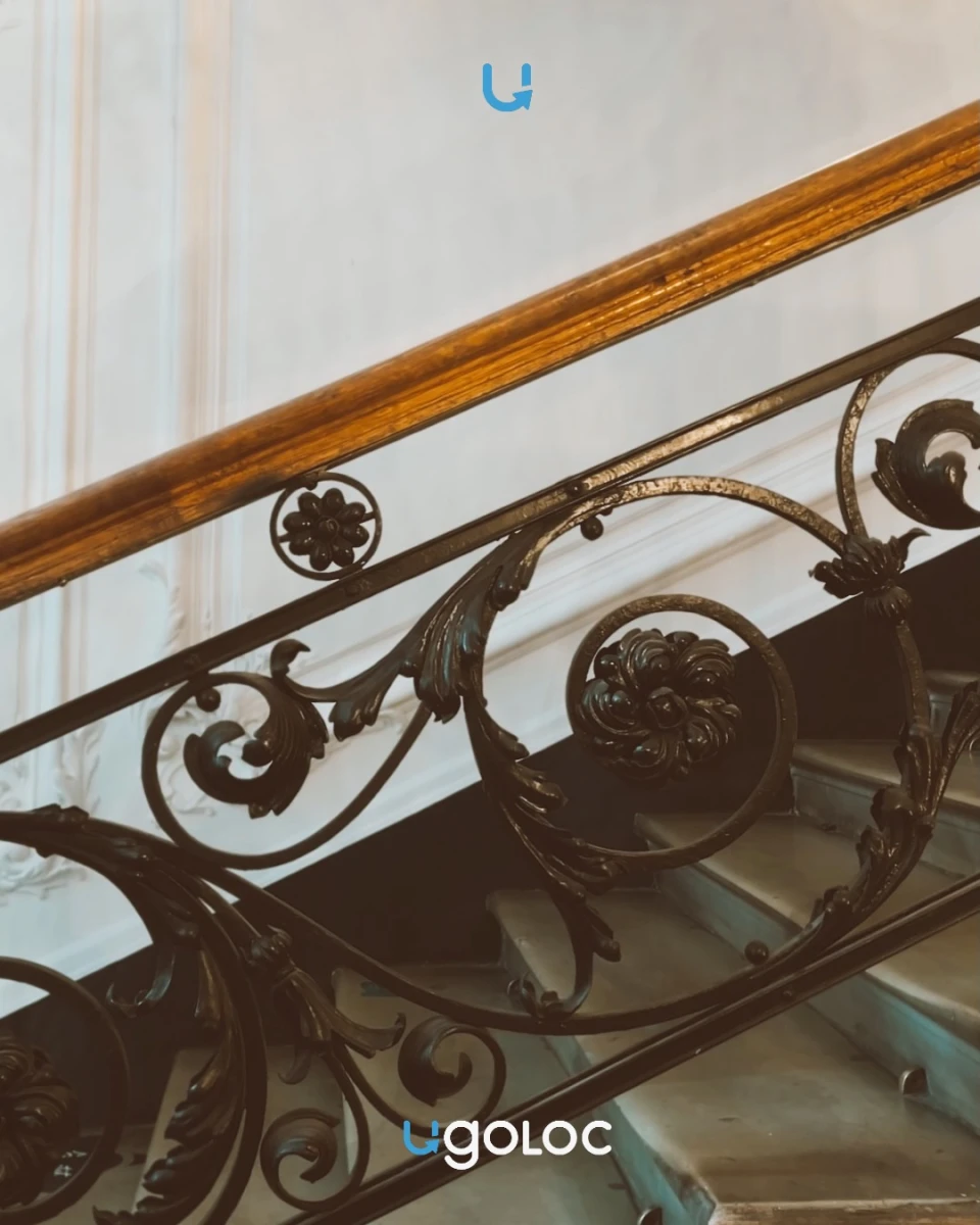 Парадная особняка Слепцова