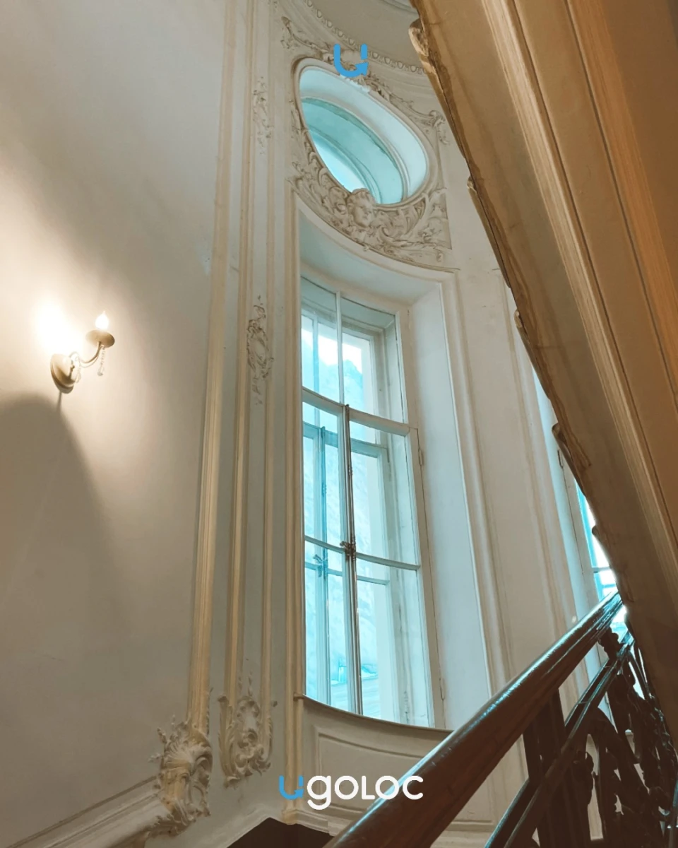 Парадная особняка Слепцова